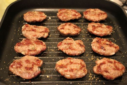 Köfteye Karbonat Neden Konur?